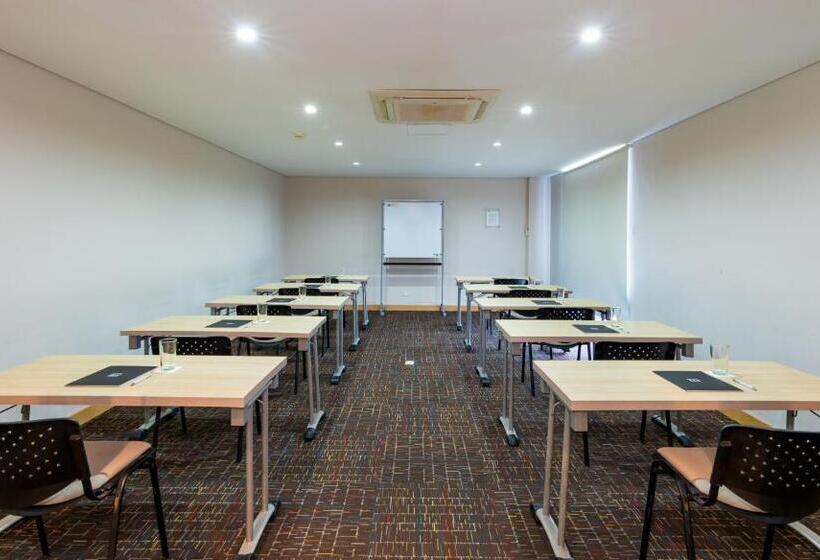 هتل Bh Barranquilla