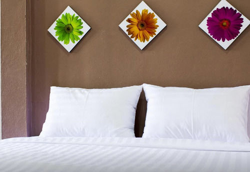 Hotel Golden Nakara Place