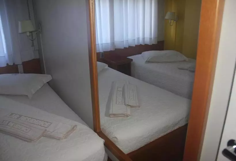 בית מלון כפרי Lar Residence