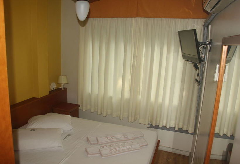 Отель Lar Residence