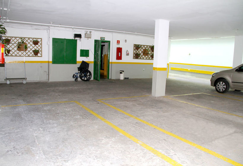 Отель Lar Residence