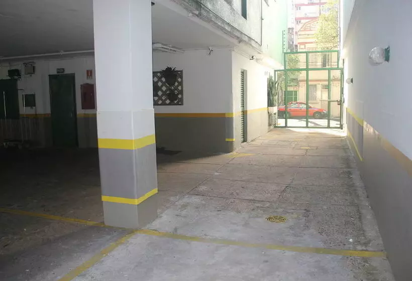 בית מלון כפרי Lar Residence