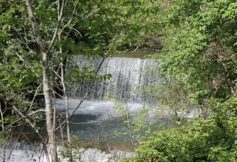 هتل Molino Le Gualchiere