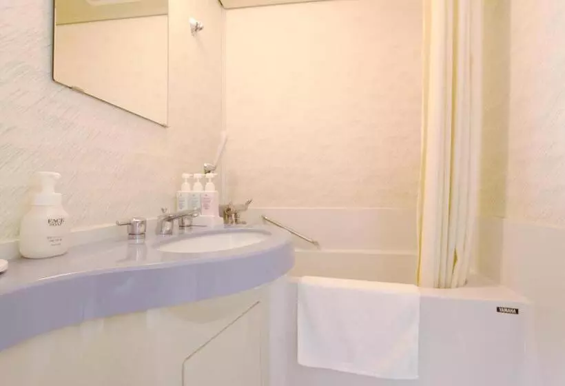 Отель Smile Tokyo Tamanagayama