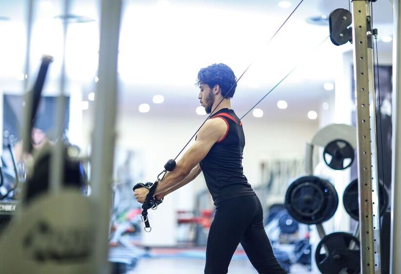 هتل Tolip Family Park