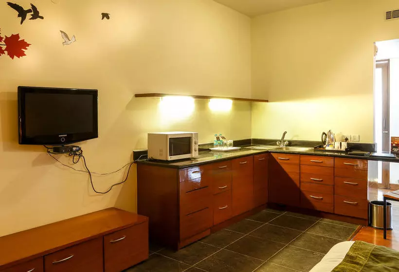 Hotel Treebo Cartier