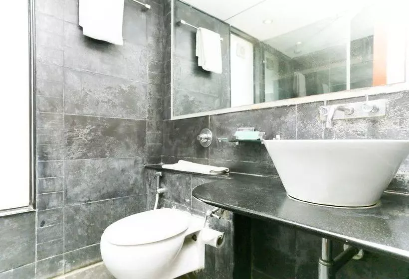 Hotel Treebo Cartier