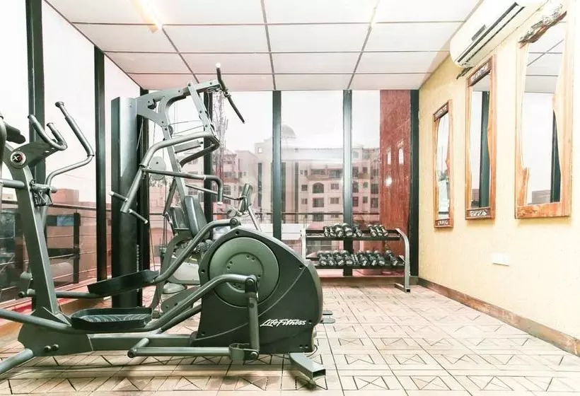 Hotel Treebo Cartier