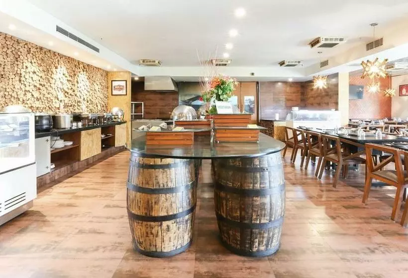 Hotel Treebo Cartier