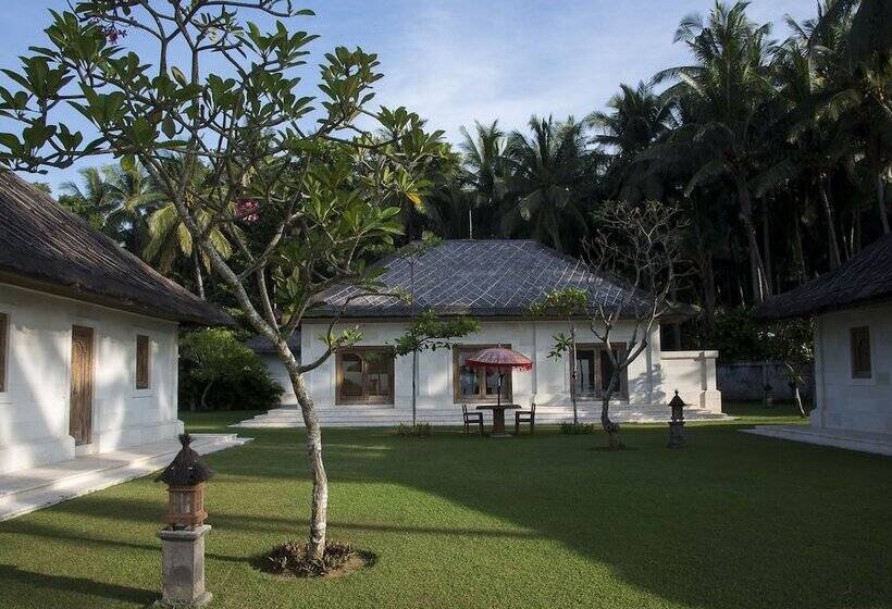 Отель Villa Salema