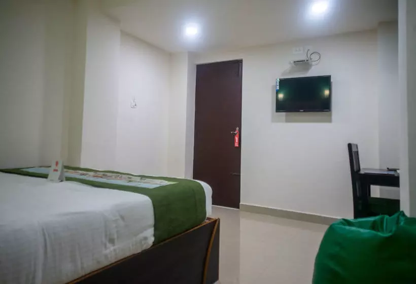 OYO Flagship 324 Velachery Madipakkam