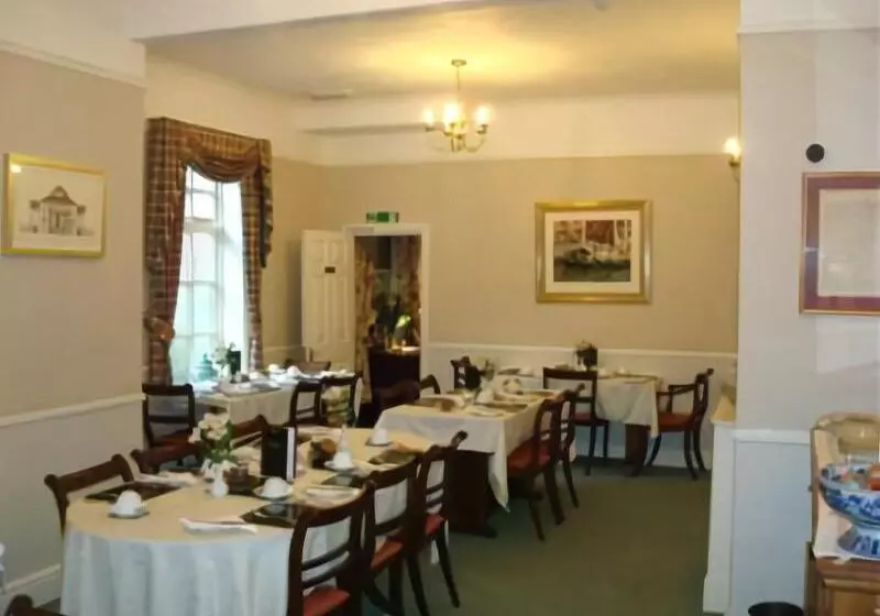 Pensão Hunters Lodge Guest House