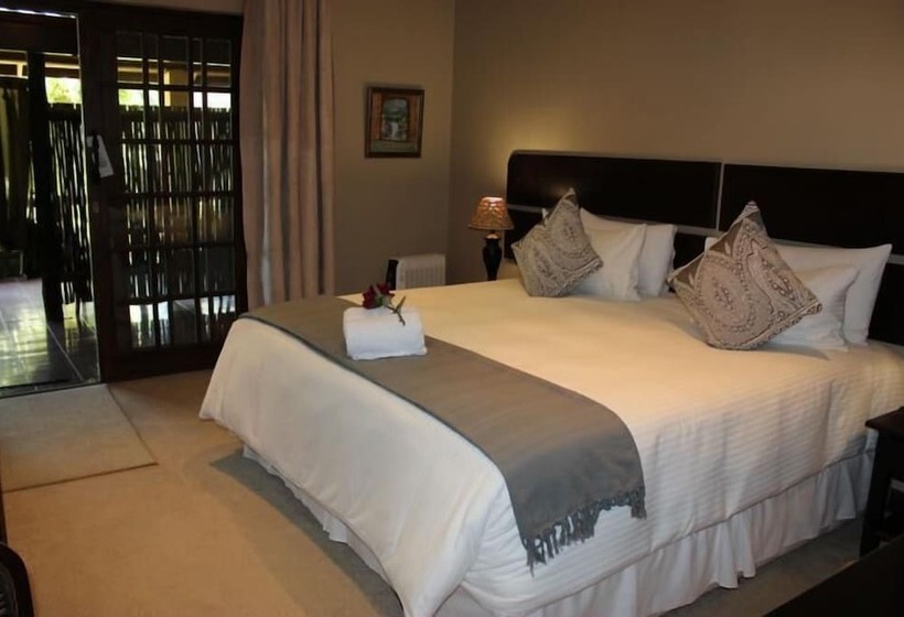 بنسيون La Vue Guest Lodge And Function Venue