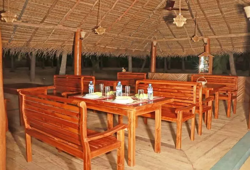 Roshanne Beach Resort