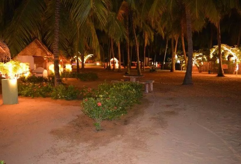 Roshanne Beach Resort