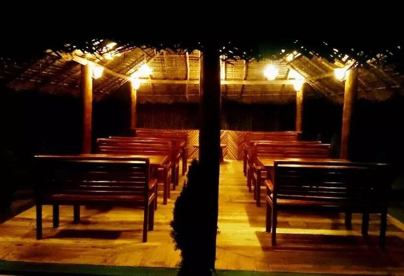 Roshanne Beach Resort