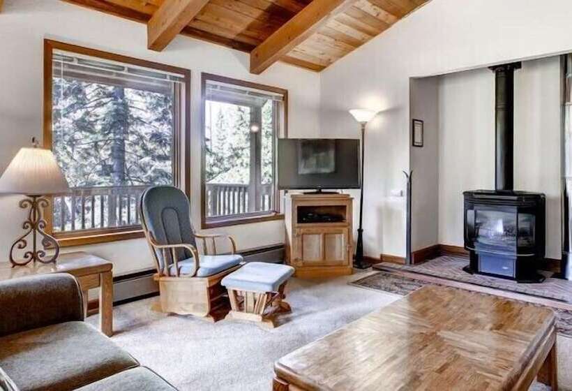 Scenic Wonders Muir House 3 Bedrooms