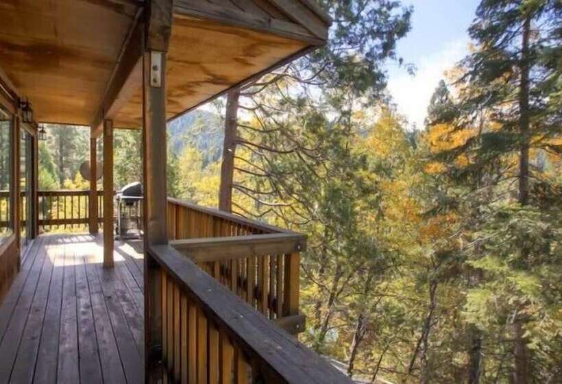 Scenic Wonders Muir House 3 Bedrooms