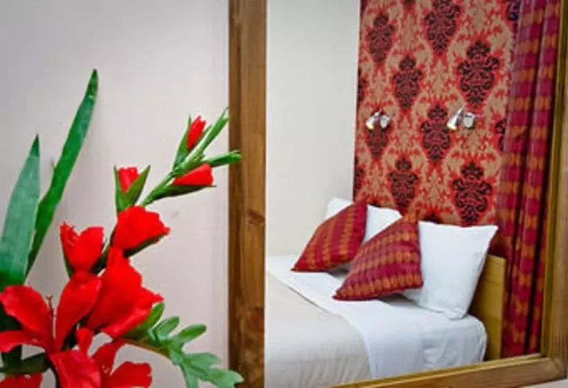 تختخواب و صبحانه Leigh House