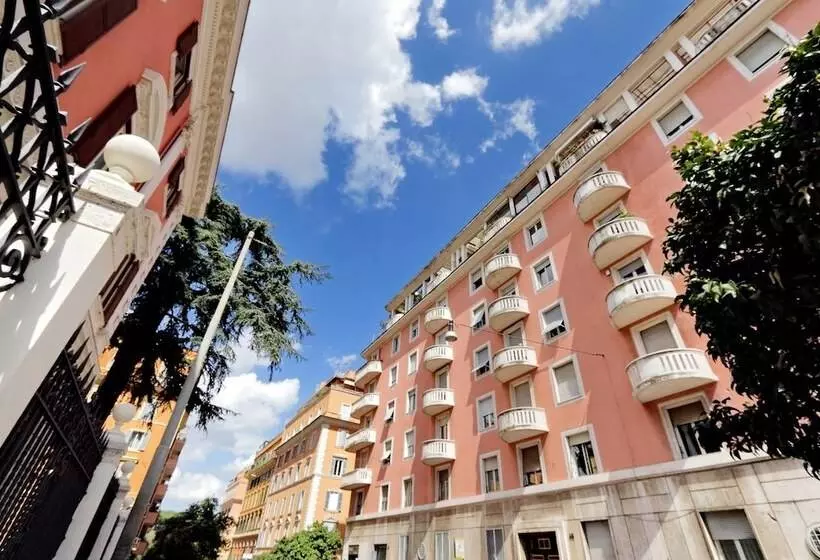 Bellezza Al Colosseo  B&b & Apts