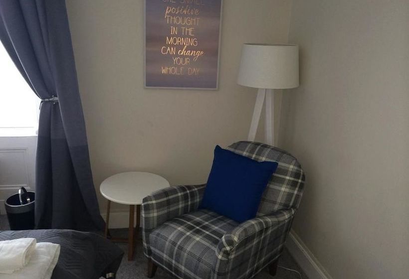 Bishopton Apartment, Near Glasgow