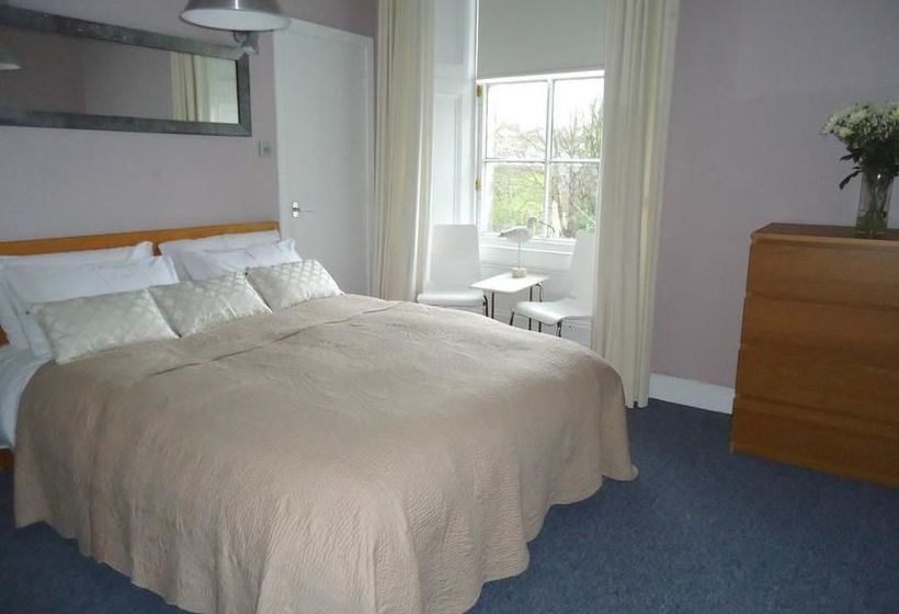 Bishopton Apartment, Near Glasgow