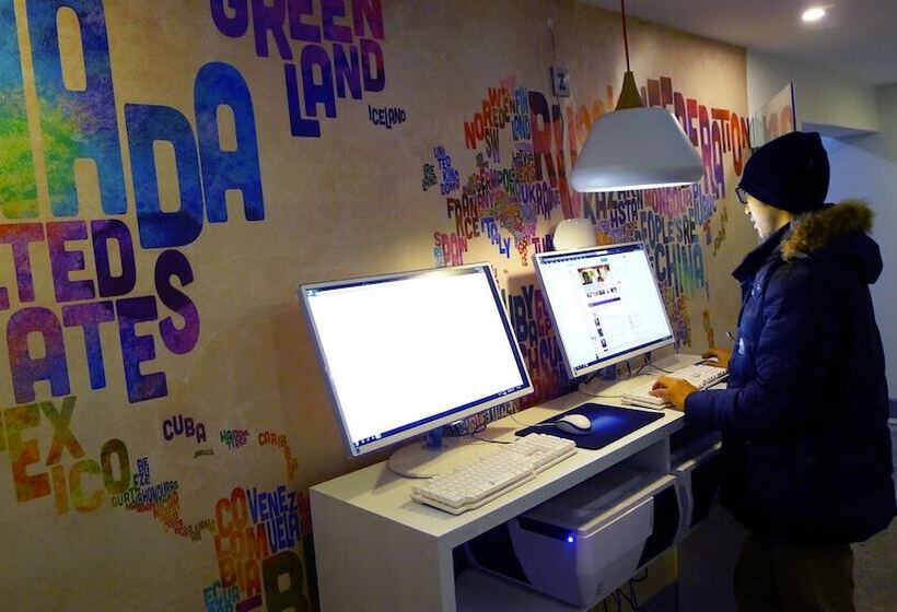 Guilin Central Wada Hostel