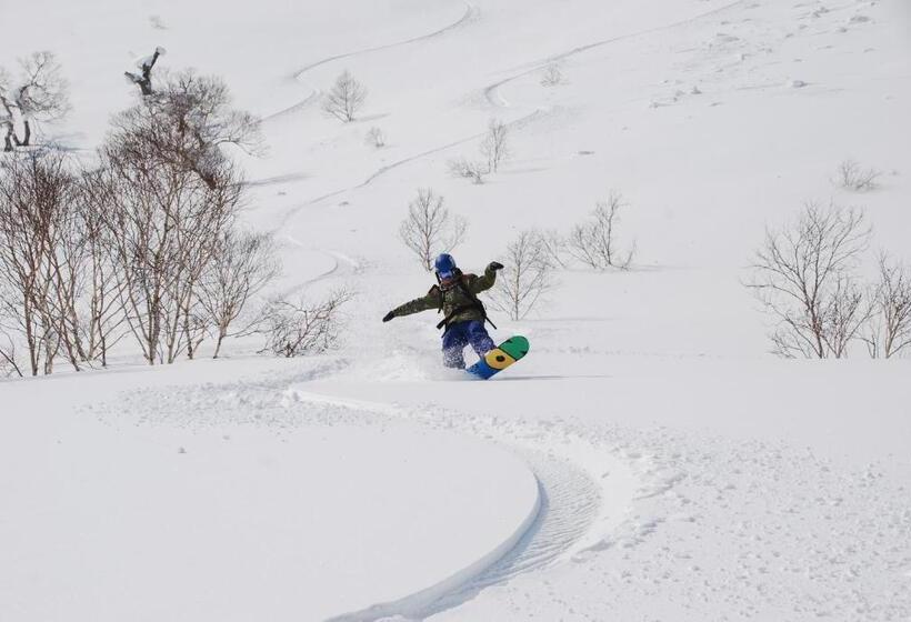 בית מלון כפרי Chalet Ivy Hirafu, Niseko