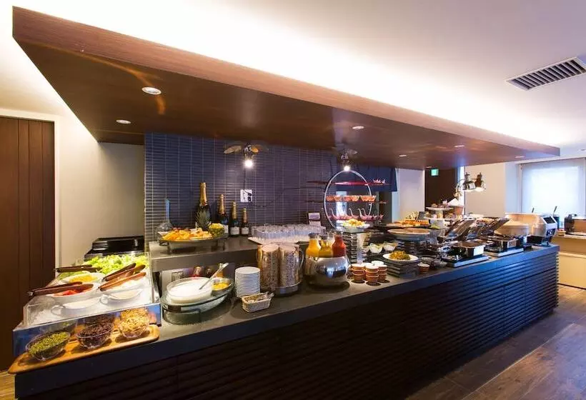 Отель Chalet Ivy Hirafu, Niseko