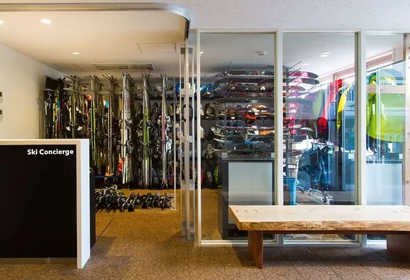 Отель Chalet Ivy Hirafu, Niseko