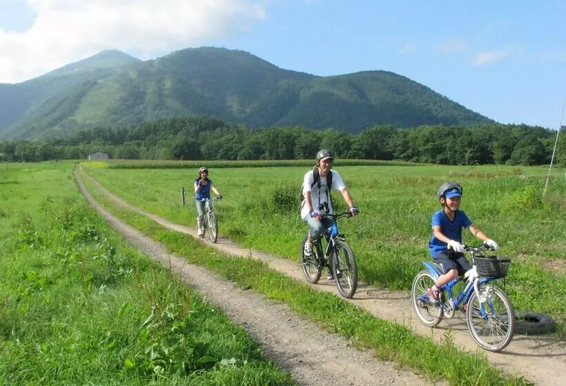 Отель Chalet Ivy Hirafu, Niseko