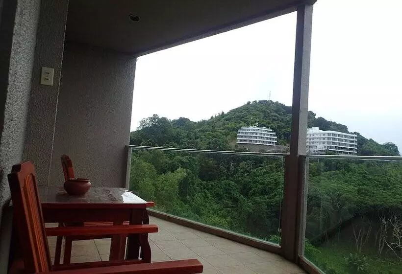 هتل Cliffside View