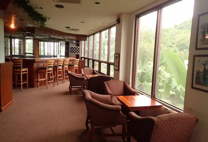 هتل Cliffside View