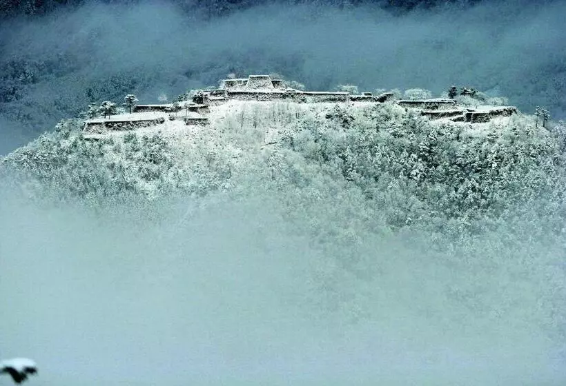 Otel En Takeda Castle Town