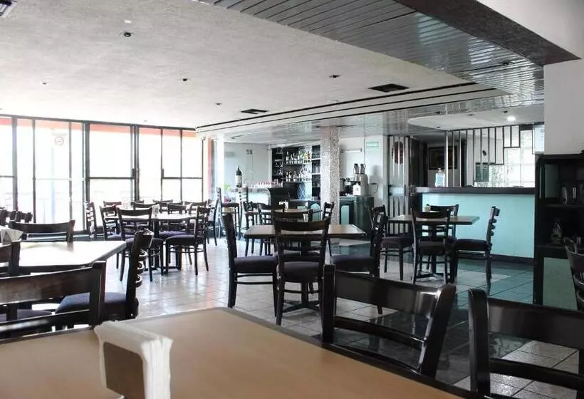 בית מלון כפרי Flamingo Irapuato