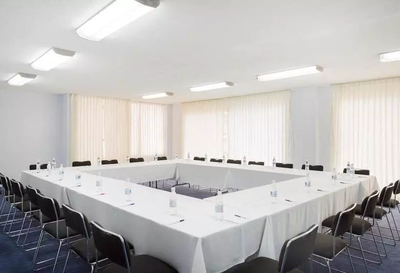 בית מלון כפרי Flamingo Irapuato