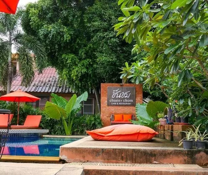 בית מלון כפרי Floraville Phuket Resort