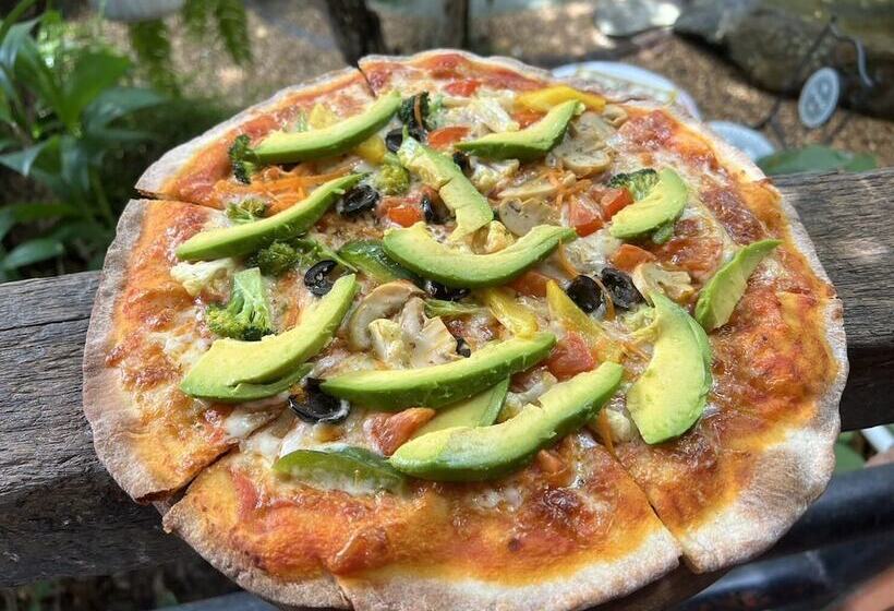 ホテル Floraville Phuket Resort