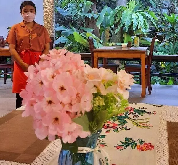 בית מלון כפרי Floraville Phuket Resort