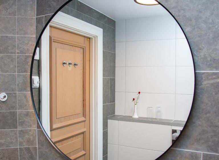 هتل Halltorps Gastgiveri