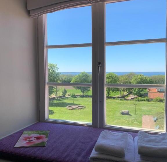 هتل Halltorps Gastgiveri