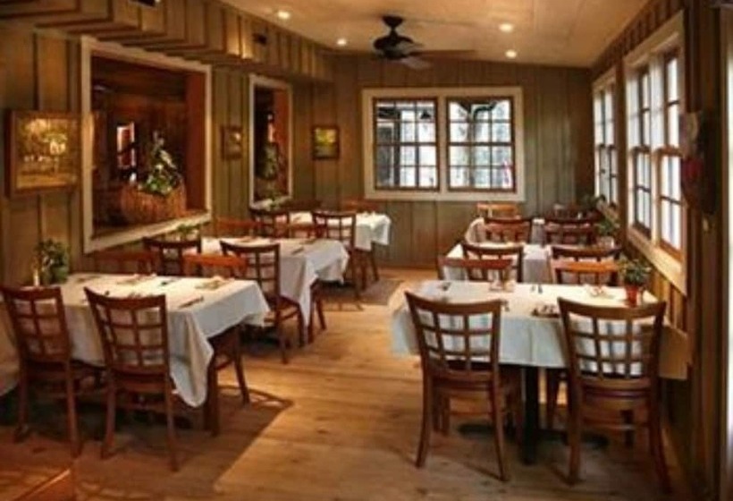 בית מלון כפרי Lake Rabun