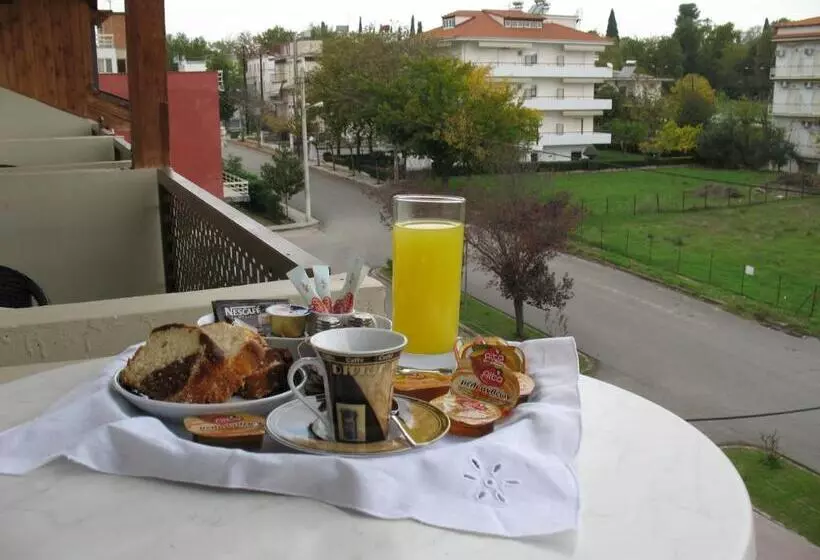 Hotel Prigipikon Suites And Sofites