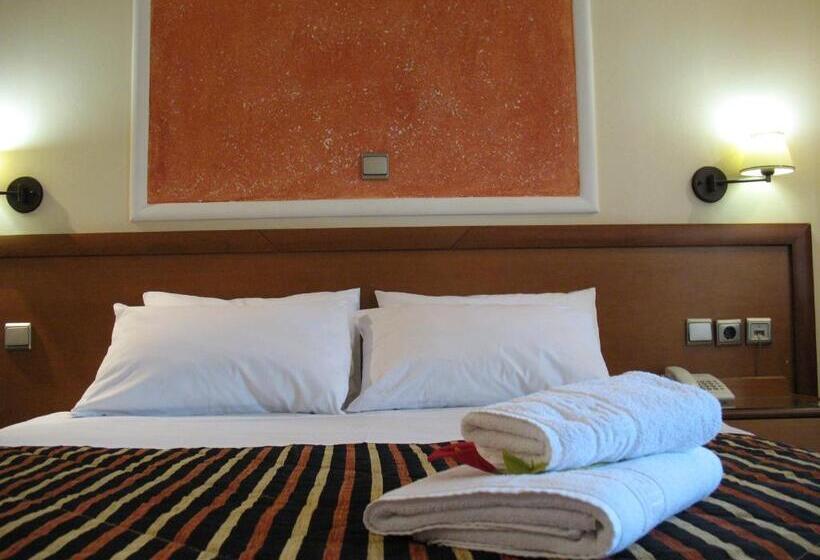 ホテル Prigipikon Suites And Sofites