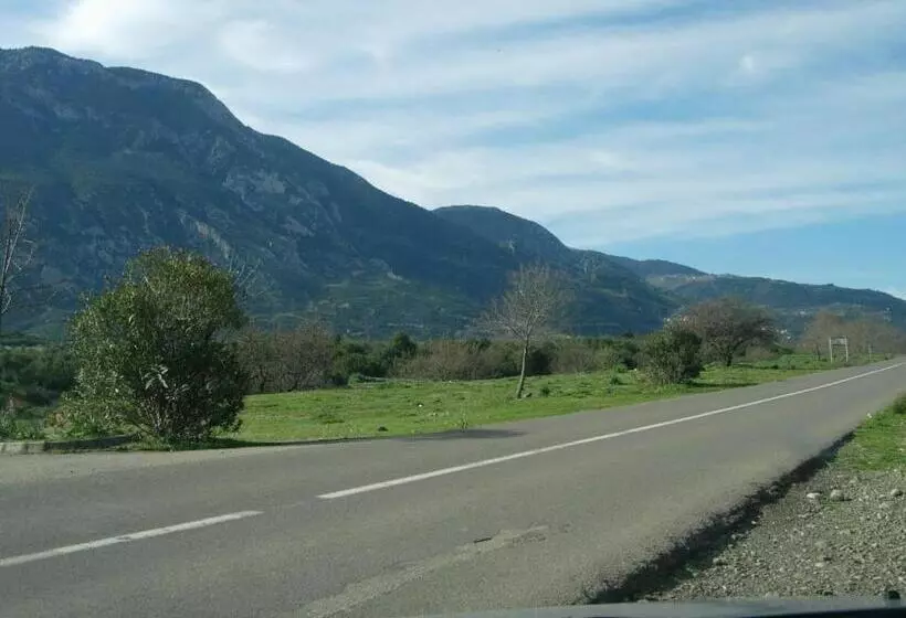 Hotel Prigipikon Suites And Sofites