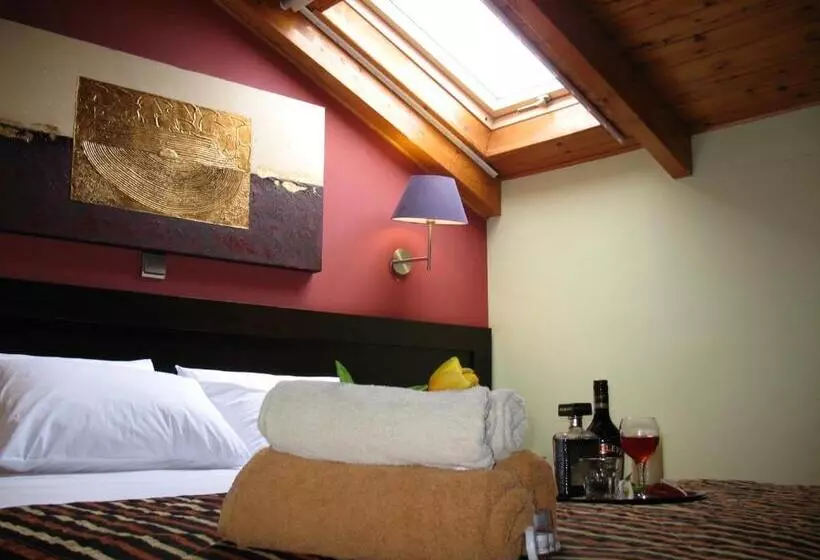 Hotel Prigipikon Suites And Sofites