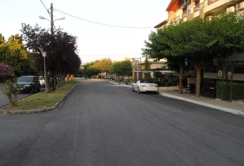 Hotel Prigipikon Suites And Sofites