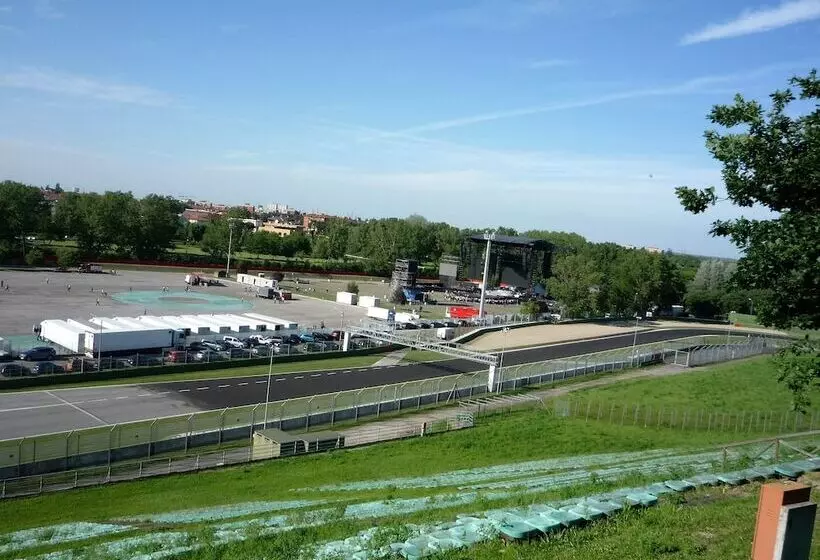 Smart Hotel Autodromo