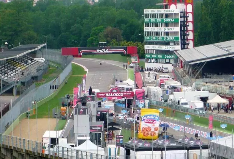 Smart Hotel Autodromo