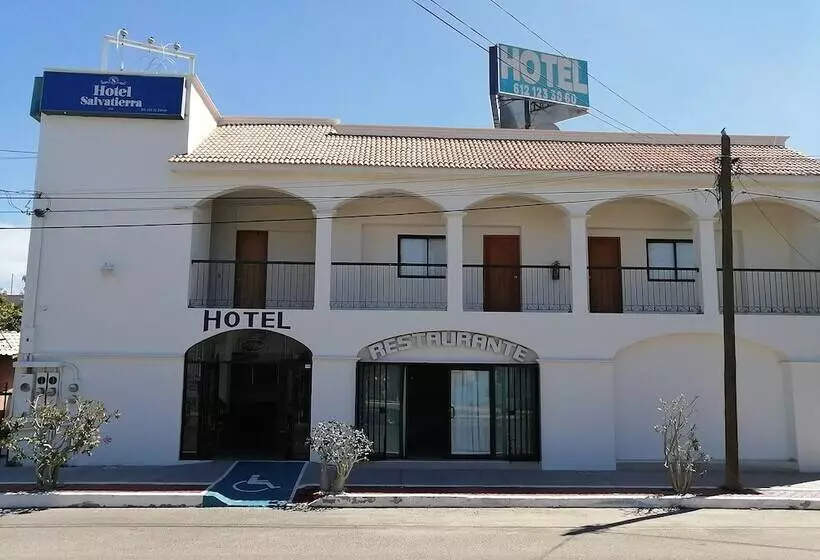 فندق Salvatierra